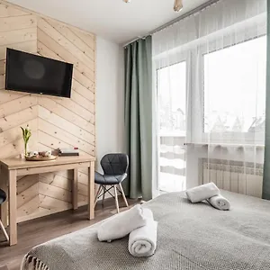 apartamenty-smrekowa-turnia.zakopanehotels.org/